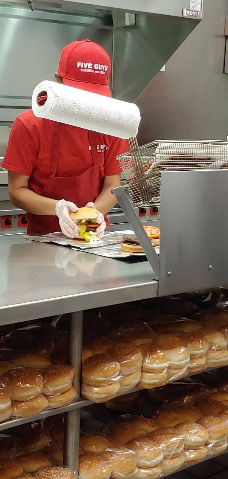 Five Guys | meal takeaway | 927 Holt Rd Suite 200, Webster, NY 14580, USA | 5858721746 OR +1 585-872-1746