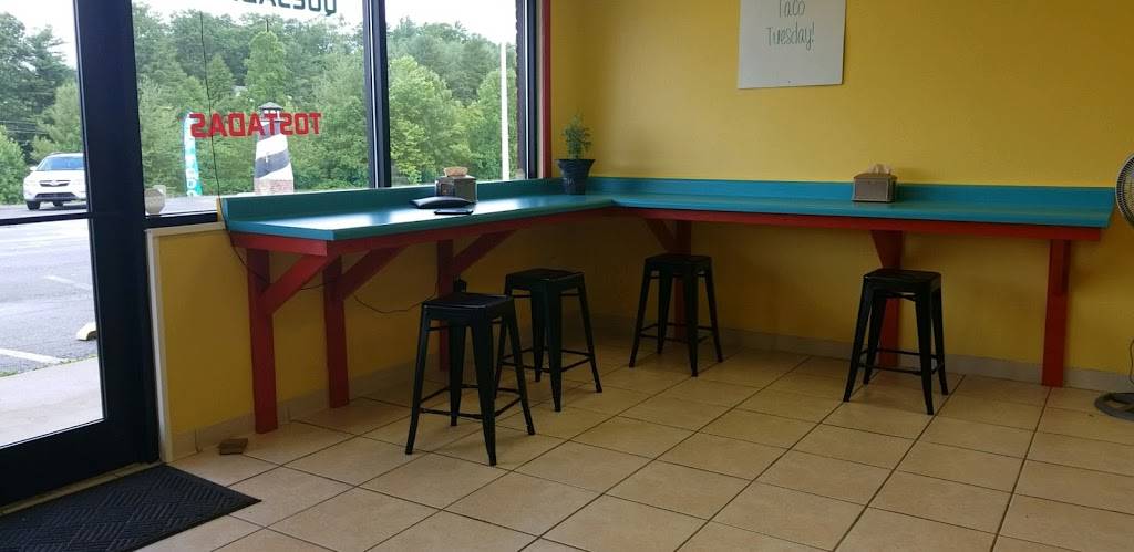 Claudias Authentic Mexican Food | restaurant | 203 Skyview Cir, Spruce Pine, NC 28777, USA | 8282842483 OR +1 828-284-2483