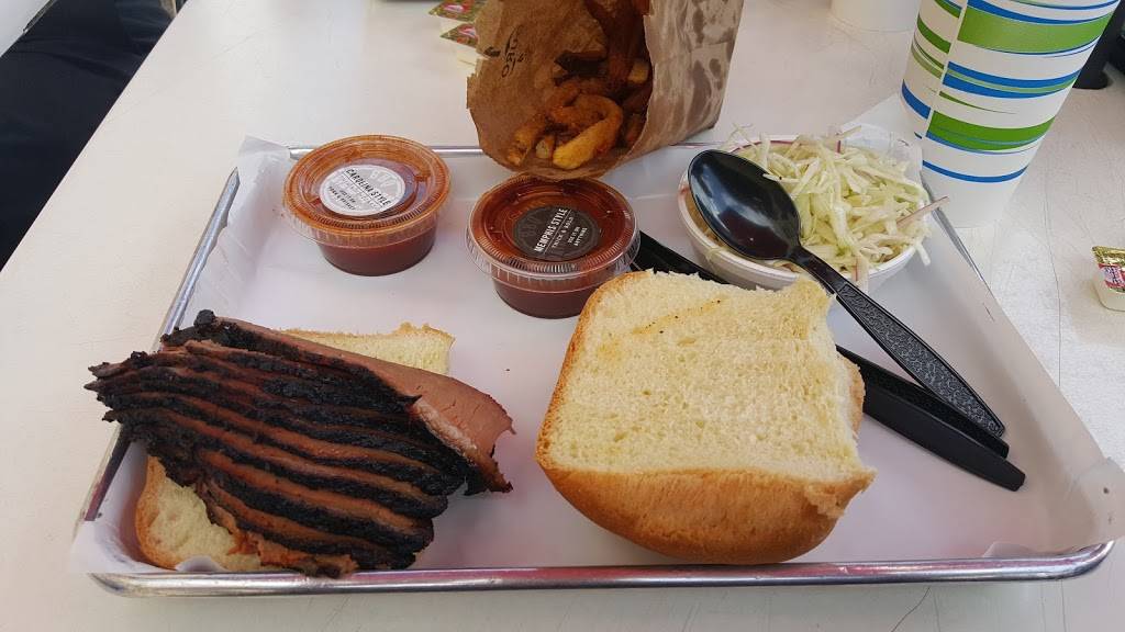 Smoque BBQ | restaurant | 3800 N Pulaski Rd, Chicago, IL 60641, USA | 7735457427 OR +1 773-545-7427