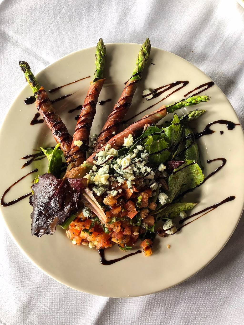 Capri of Downers Grove | restaurant | 5101 Main St, Downers Grove, IL 60515, USA | 6302410695 OR +1 630-241-0695