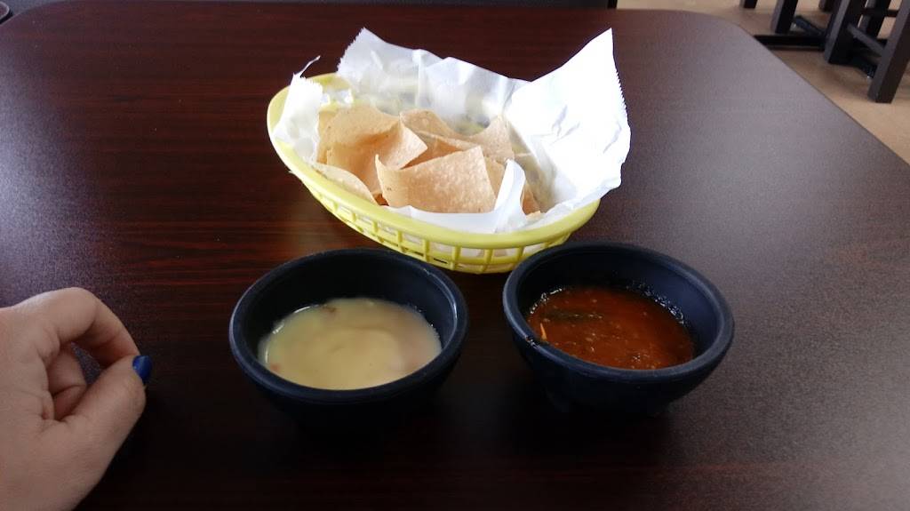 Taquería El Agave | restaurant | 36 W Memorial Rd Suite B3, Oklahoma City, OK 73114, USA | 4052860778 OR +1 405-286-0778