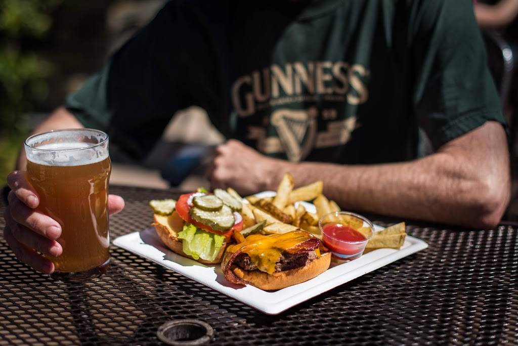 Freewheel Brewing Company | restaurant | 3736 Florence St, Redwood City, CA 94063, USA | 6503652337 OR +1 650-365-2337