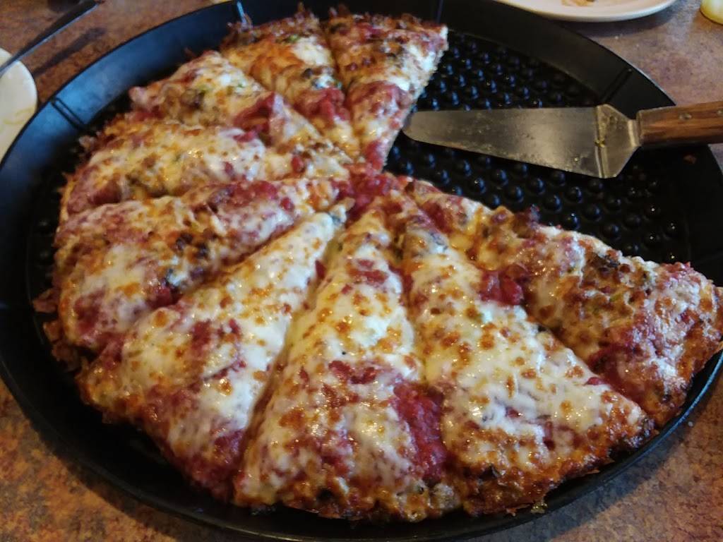 Chicagos Pizza | restaurant | 1023 Payne St, Tell City, IN 47586, USA | 8125474060 OR +1 812-547-4060