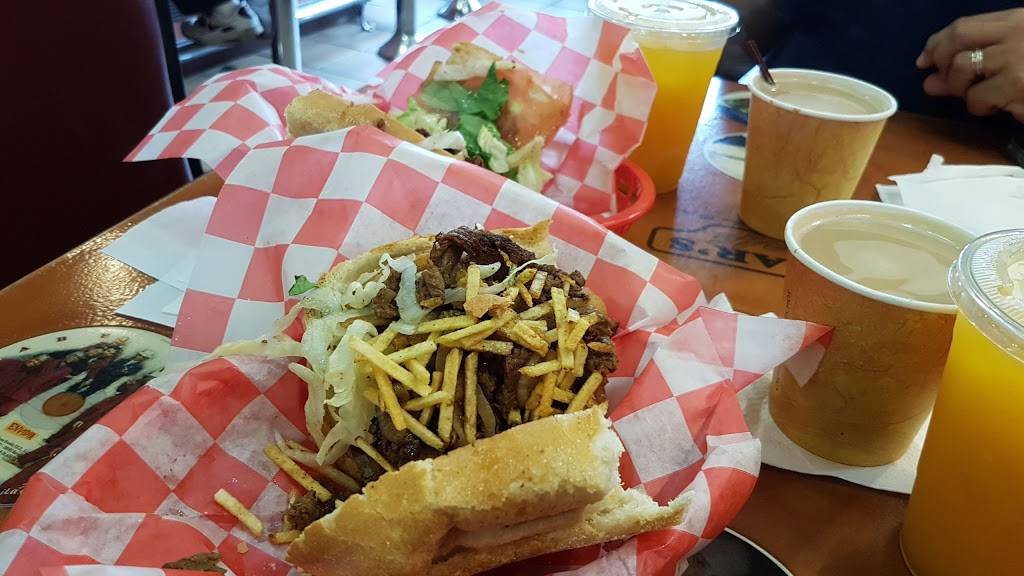 Omars Cafe | restaurant | 646 Mt Prospect Ave, Newark, NJ 07104, USA | 9734837773 OR +1 973-483-7773