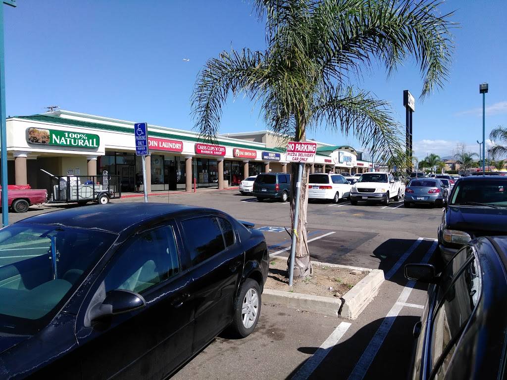 Giant New York Pizza | restaurant | 8 N Euclid Ave B, National City, CA 91950, USA | 6192632000 OR +1 619-263-2000