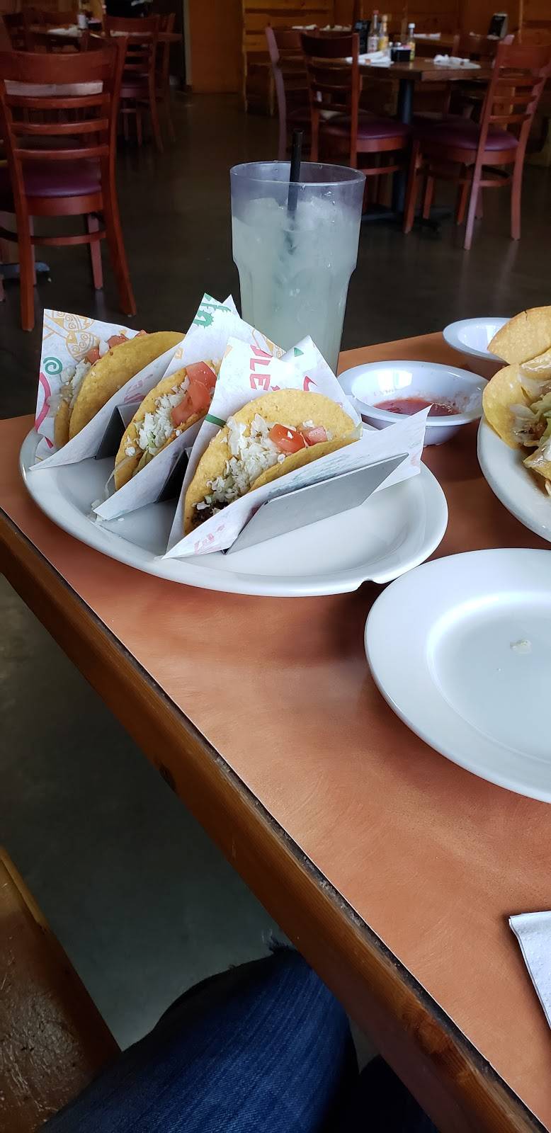 El Mexicano | restaurant | 1102 E Admiral Doyle Dr #17, New Iberia, LA 70560, USA | 3373657272 OR +1 337-365-7272