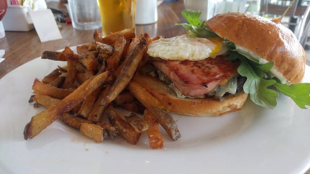 The Jericho Café & Tavern | cafe | 30 VT-15, Jericho, VT 05465, USA | 8028992223 OR +1 802-899-2223