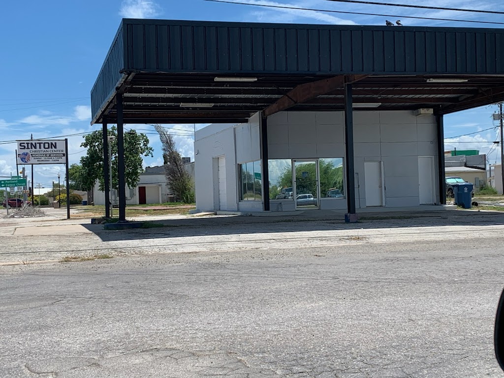 Kim Son Chinese Restaurant | restaurant | 113 W Sinton St, Sinton, TX 78387, USA | 3613642000 OR +1 361-364-2000