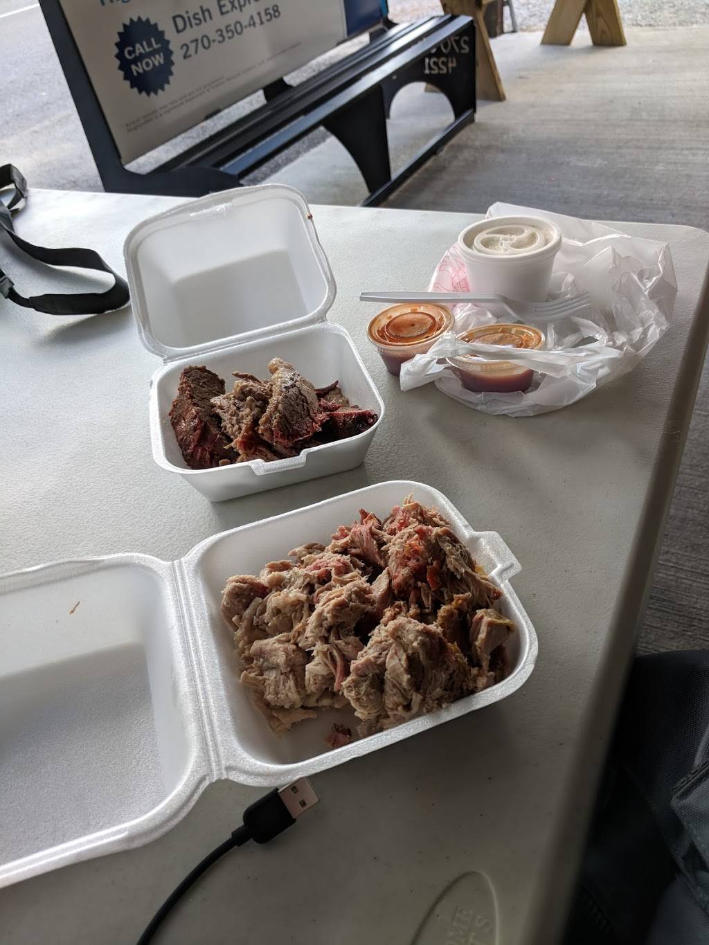 Kentucky Hillbilly BBQ | restaurant | 53 Green St, Wickliffe, KY 42087, USA | 2703353505 OR +1 270-335-3505