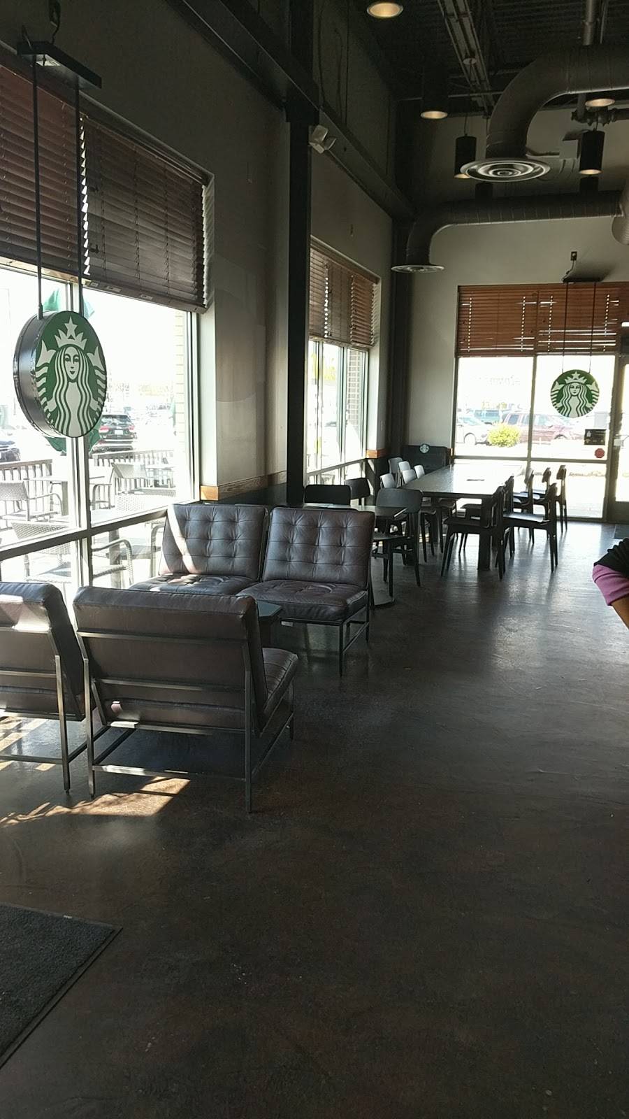 Starbucks | cafe | 6422 Trading Square, Haymarket, VA 20169, USA | 7037542708 OR +1 703-754-2708