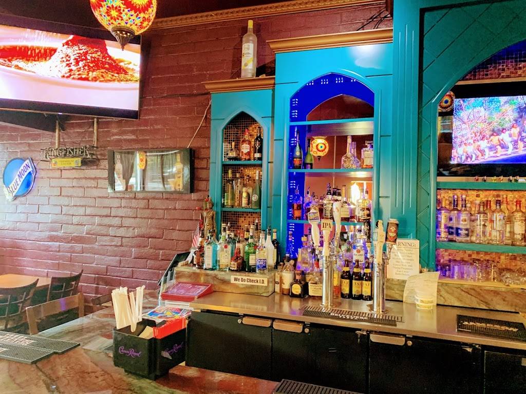Bombay Bar and Grill | restaurant | 1315 21st St, Sacramento, CA 95811, USA | 9164417100 OR +1 916-441-7100