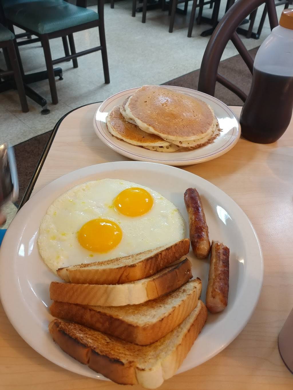 Brendas Family Dining | restaurant | 10597 Lewis Ave, Temperance, MI 48182, USA | 7348541431 OR +1 734-854-1431