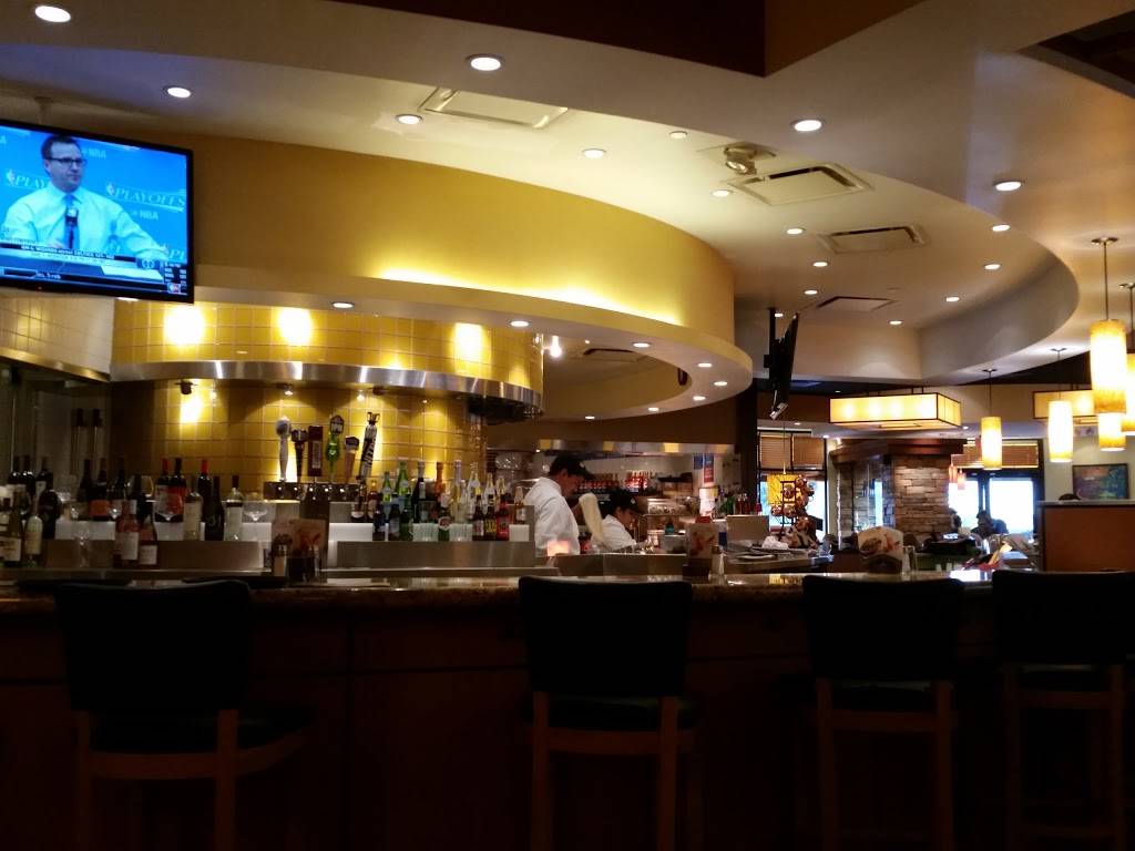California Pizza Kitchen | restaurant | Dr., #790, Town Center, 1555 Simi Town Center Way, Simi Valley, CA 93062, USA | 8055220030 OR +1 805-522-0030