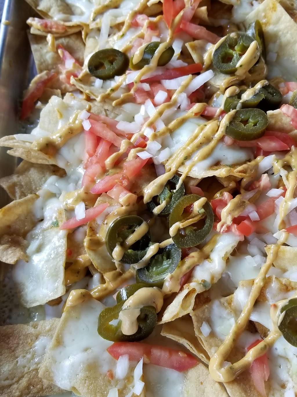 Cammaranos Neighborhood Grill | restaurant | 575 Country Club Dr, Simi Valley, CA 93065, USA | 8055814745 OR +1 805-581-4745