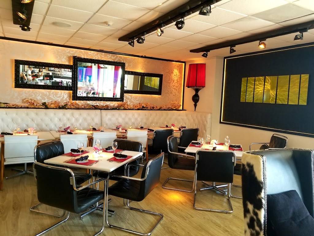 Lola Restaurant & Grill | restaurant | 5555 Collins Ave, Miami Beach, FL 33140, USA | 3053978848 OR +1 305-397-8848