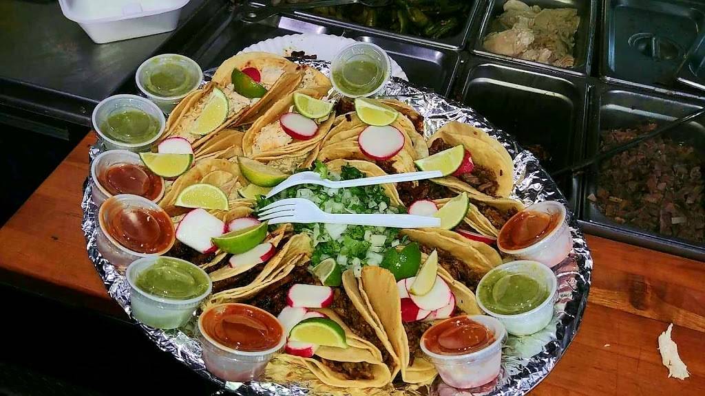 Tacos El Guitarron | restaurant | 1234 SE California Ave, Topeka, KS 66607, USA | 7858062783 OR +1 785-806-2783