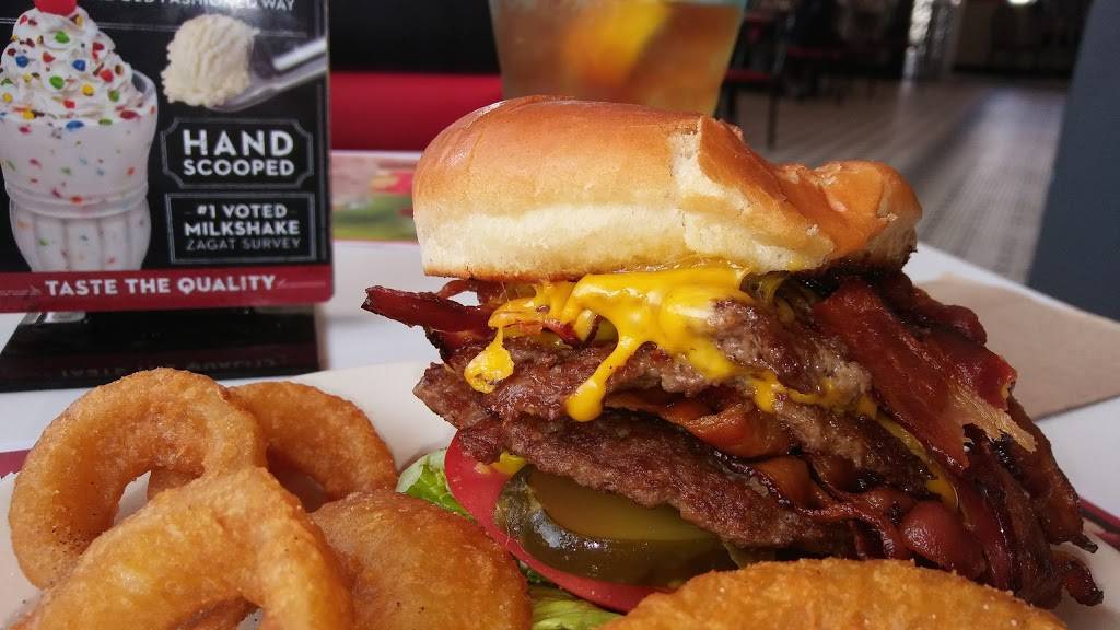 Steak n Shake | restaurant | 2141 S Reynolds Rd, Toledo, OH 43614, USA | 4193816805 OR +1 419-381-6805