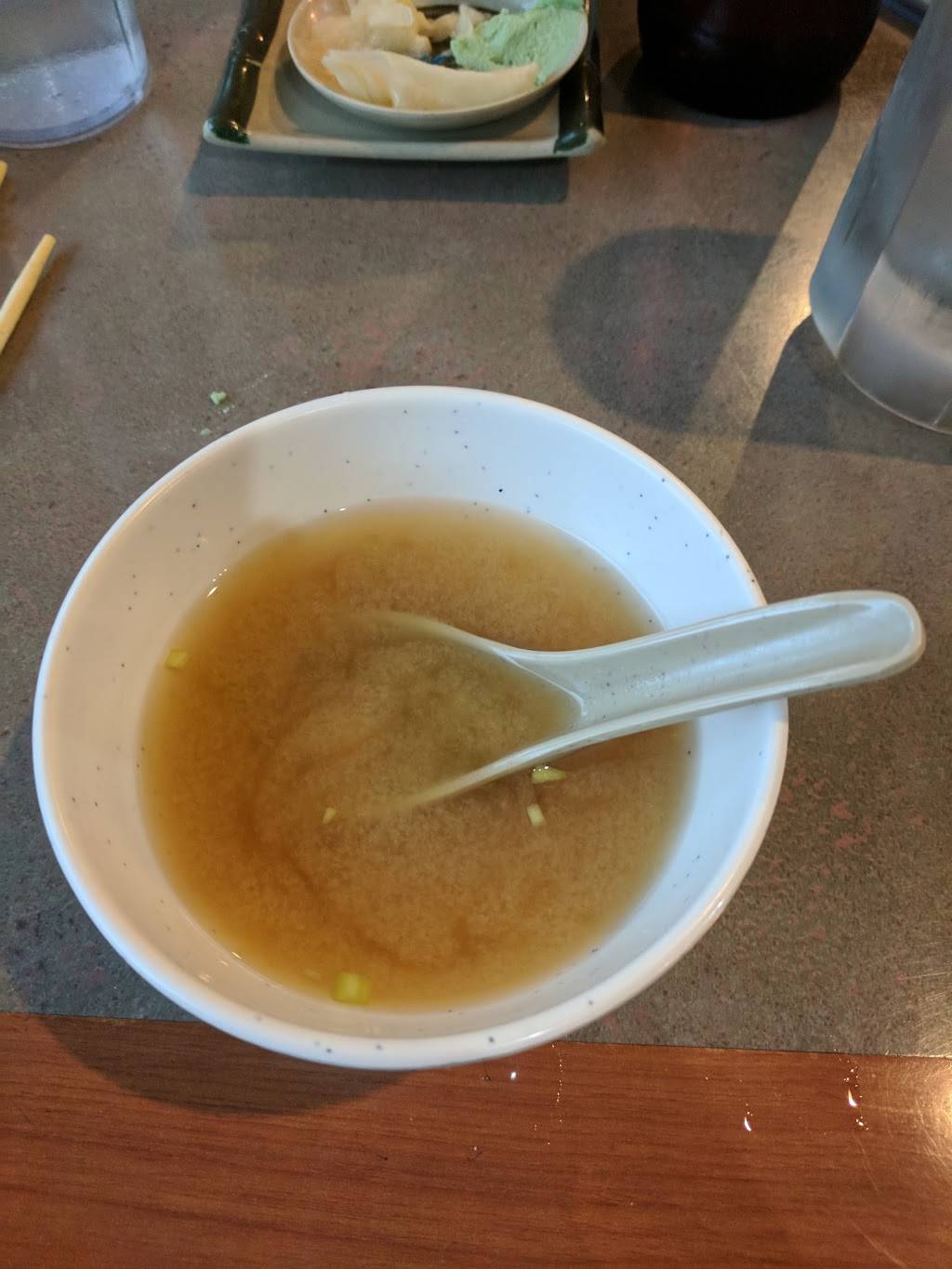 Sushi Yah | restaurant | 2440 E Fort Union Blvd, Salt Lake City, UT 84121, USA | 8019443933 OR +1 801-944-3933