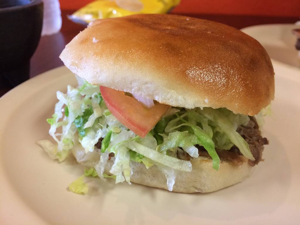 Loncheria El Popo | restaurant | 6557 San Pedro Ave, San Antonio, TX 78216, USA | 2103201800 OR +1 210-320-1800