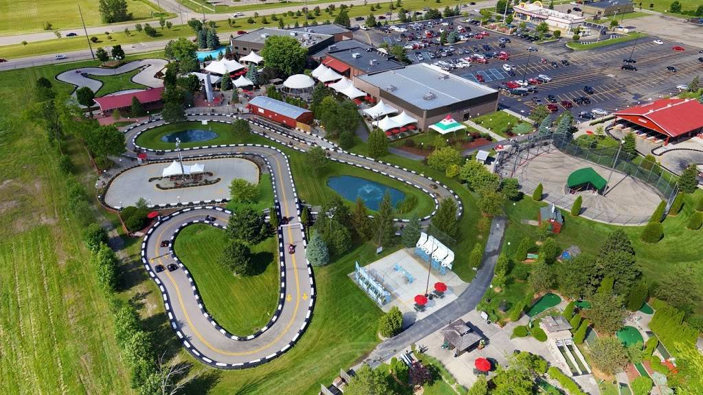 C.J. Barrymores | restaurant | 21750 Hall Rd, Clinton Twp, MI 48038, USA | 5864692800 OR +1 586-469-2800