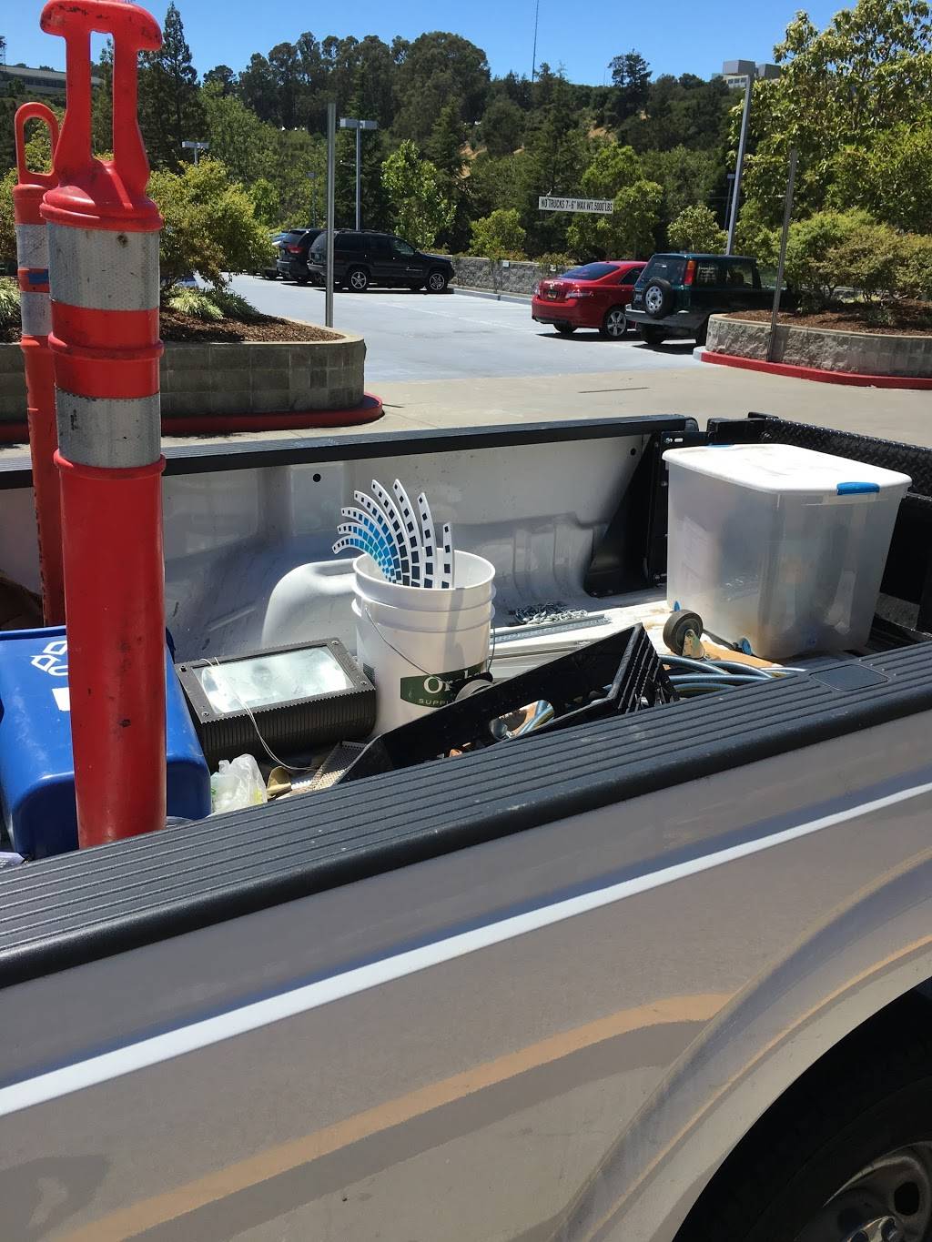 Campus Cafe | cafe | 2955 Campus Dr # 101, San Mateo, CA 94403, USA | 6505731800 OR +1 650-573-1800