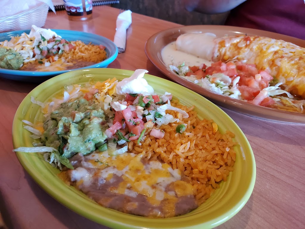 Tres Amigos Family Mexican Restaurant | restaurant | 2414 W Lincolnway, Cheyenne, WY 82001, USA | 3075140868 OR +1 307-514-0868