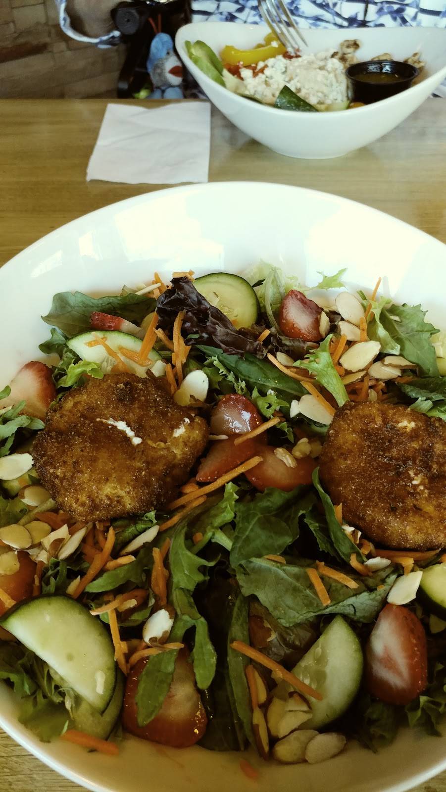 Bacis Kitchen- Cafe and Pizzeria | restaurant | 2990 N Perryville Rd #1100, Rockford, IL 61114, USA | 8153296922 OR +1 815-329-6922