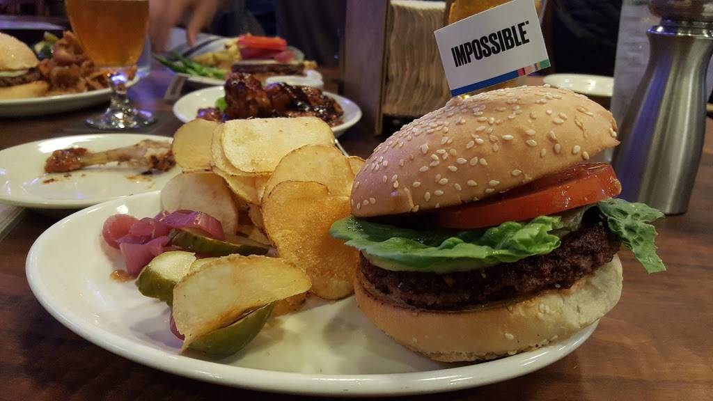 Public House | restaurant | 24 Willie Mays Plaza, San Francisco, CA 94107, USA | 4156440240 OR +1 415-644-0240