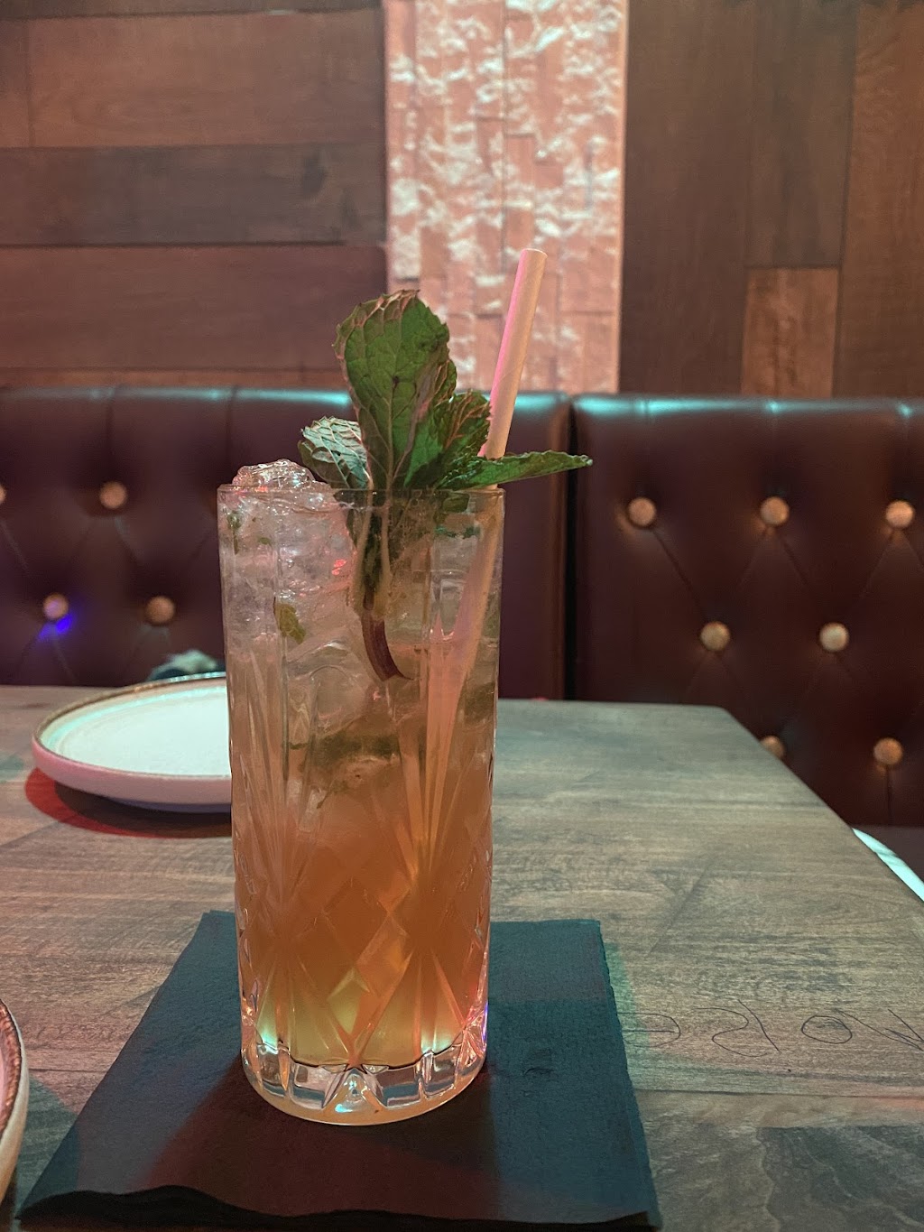 Legacy Bar & Grill | restaurant | 4421 Broadway, New York, NY 10040, USA | 9172617785 OR +1 917-261-7785