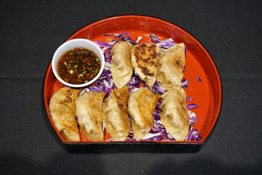 V Revolution | restaurant | 3570 S Logan St, Englewood, CO 80113, USA | 3037812296 OR +1 303-781-2296