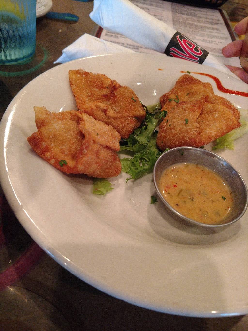 Crave | restaurant | 3201 E Judge Perez Dr, Meraux, LA 70075, USA | 5046763697 OR +1 504-676-3697