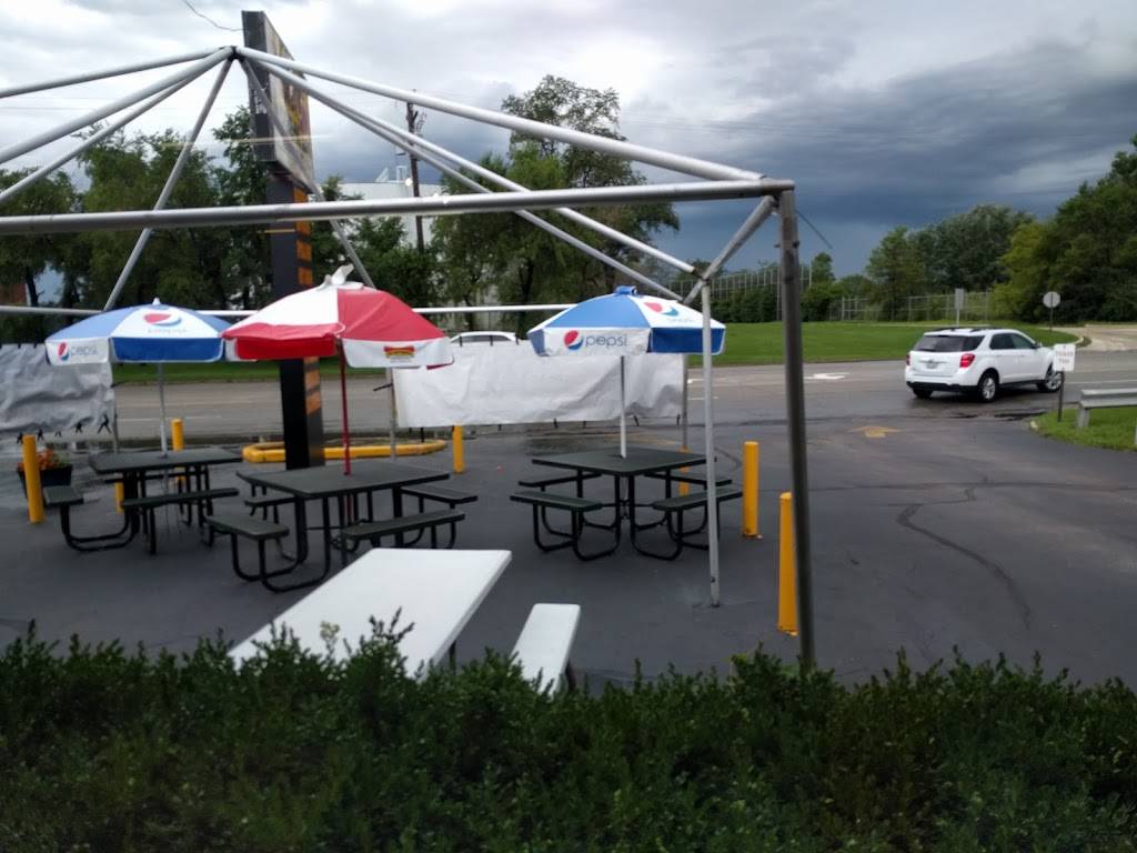 5 Points Restaurant | restaurant | 2505 Green Bay Rd, North Chicago, IL 60064, USA | 8476890061 OR +1 847-689-0061