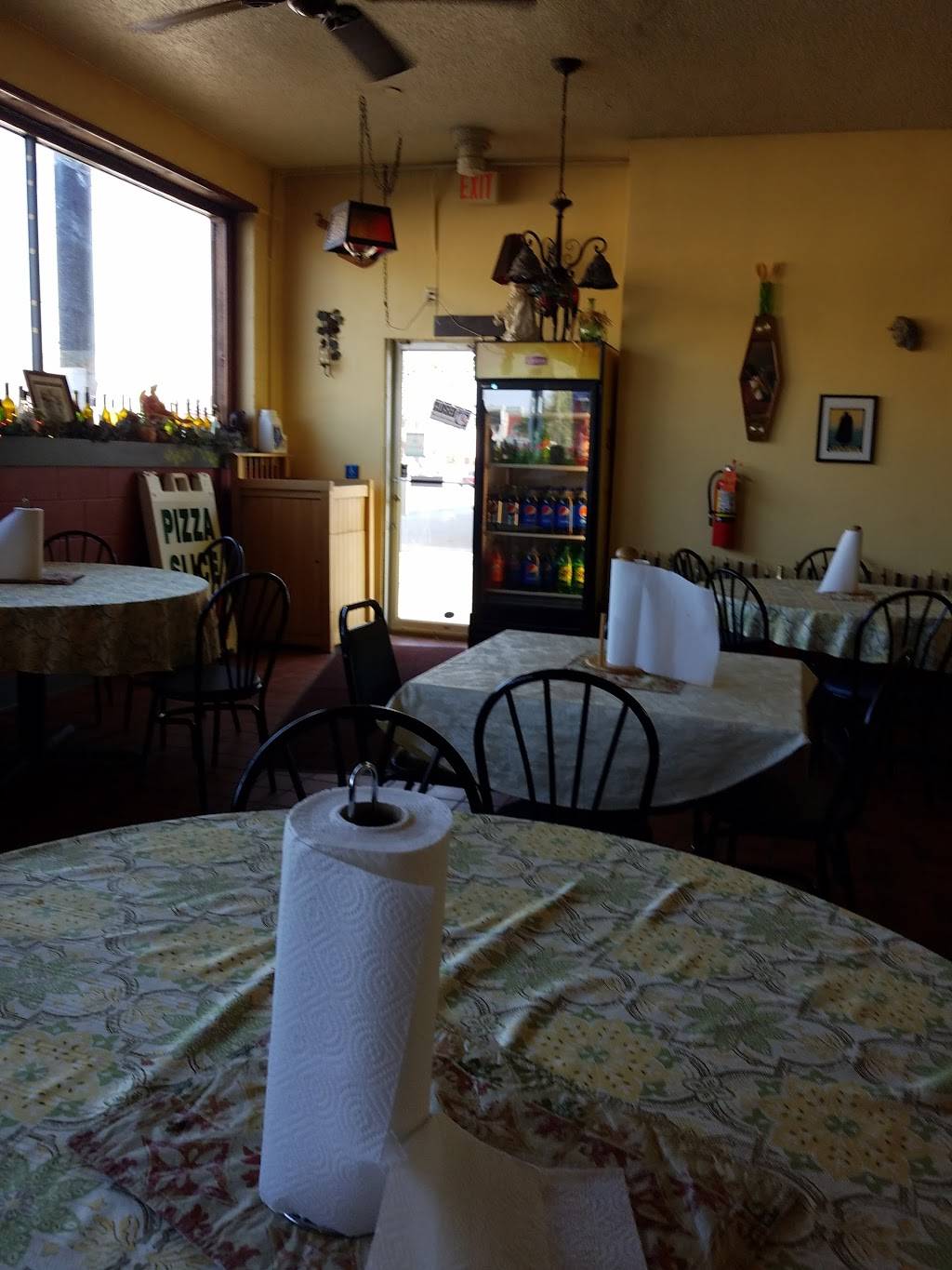 Brunos Pizza | restaurant | 119 N Dixie Way, Roseland, IN 46637, USA | 5742733890 OR +1 574-273-3890