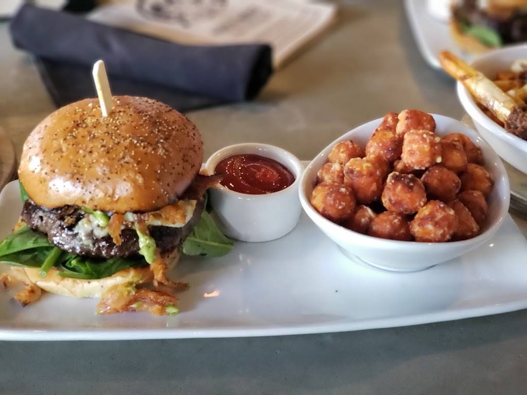The Public House by Evans Brewing Co | restaurant | 7511 Edinger Ave, Huntington Beach, CA 92647, USA | 7149021771 OR +1 714-902-1771