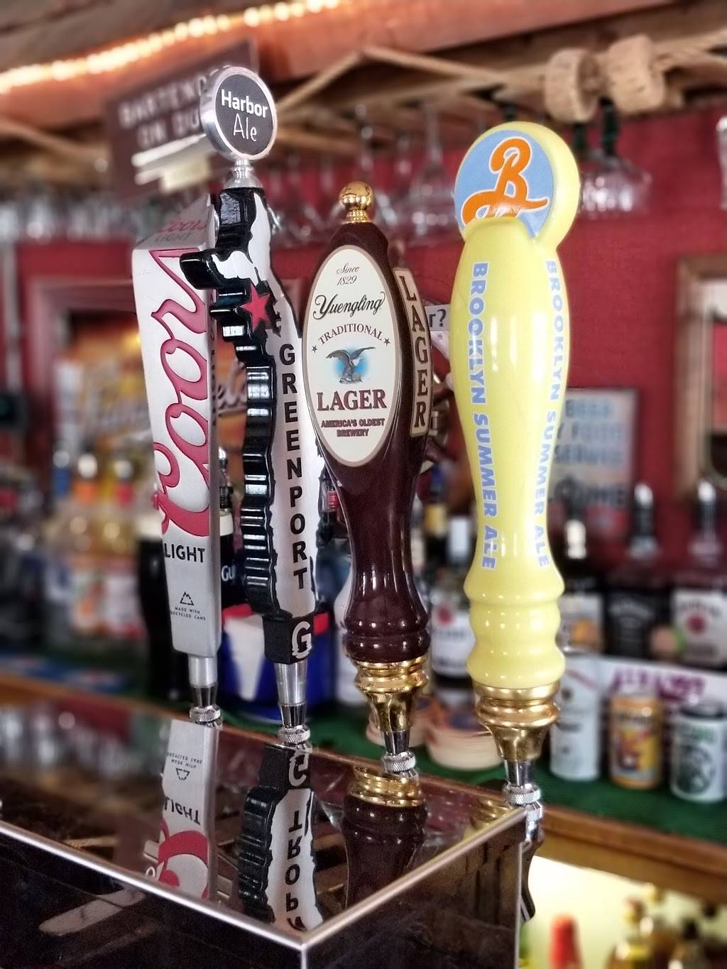 Cliffs Elbow Too! | restaurant | 1085 Franklinville Rd, Laurel, NY 11948, USA | 6312983262 OR +1 631-298-3262