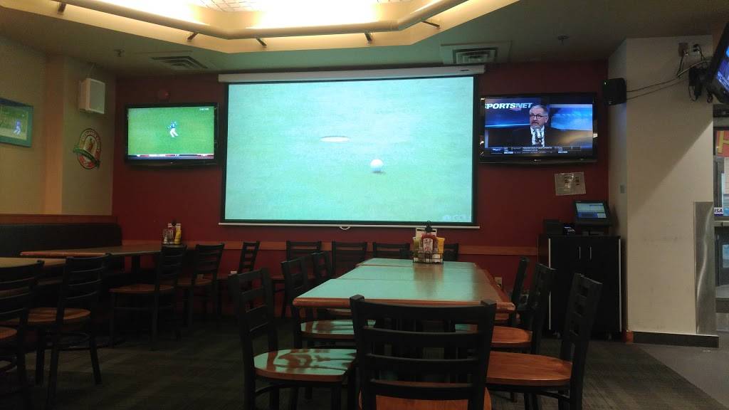 Gryphs Sports Lounge | restaurant | 149 Reynolds Walk, Guelph, ON N1G 2W1, Canada | 519824412052227 OR +1 519-824-4120 ext. 52227