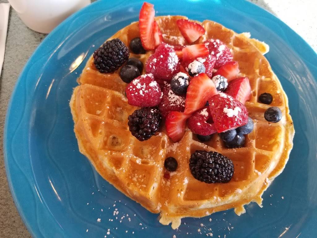 Triple Ds Diner | restaurant | 2895 St Paul Ave, Niagara Falls, ON L2J 2L3, Canada | 9053577333 OR +1 905-357-7333