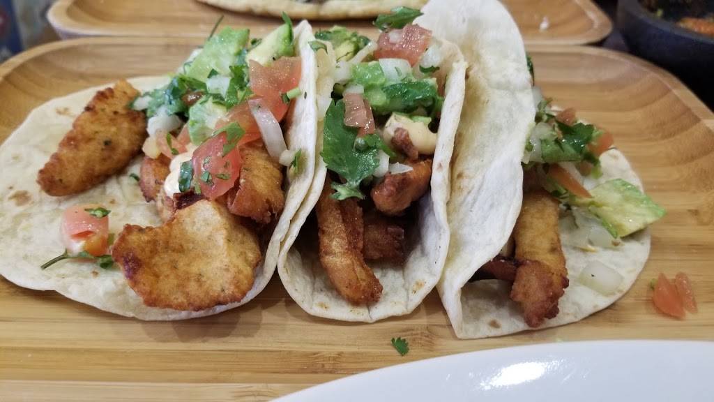 Estrellita Mixteca | restaurant | 1813 Westchester Ave, Bronx, NY 10472, USA | 7188923333 OR +1 718-892-3333