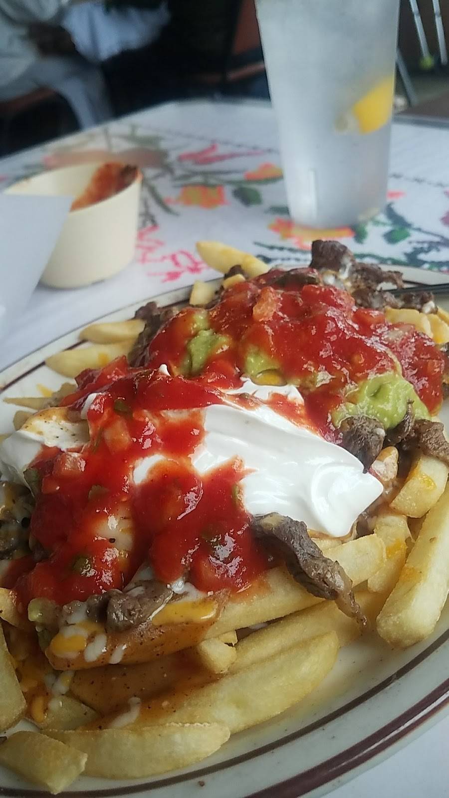 La Paws Restaurant | restaurant | 1128 W Big Bear Blvd, Big Bear, CA 92314, USA | 9095859115 OR +1 909-585-9115