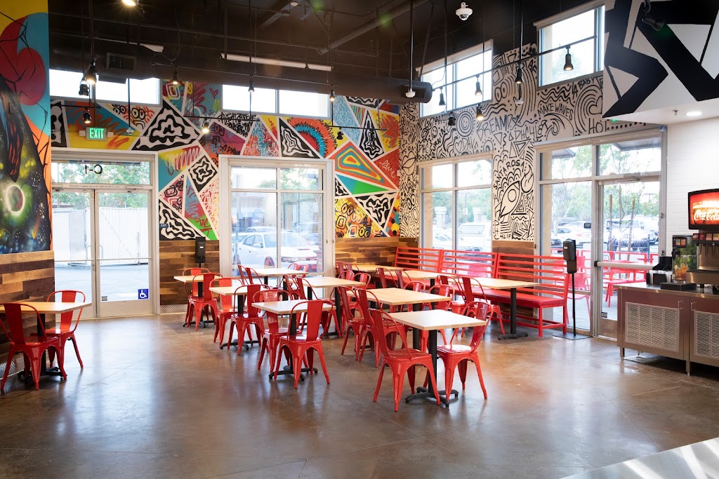 Daves Hot Chicken | restaurant | 2240 Mendocino Ave Suite C-1, Santa Rosa, CA 95403, USA | 7075822200 OR +1 707-582-2200