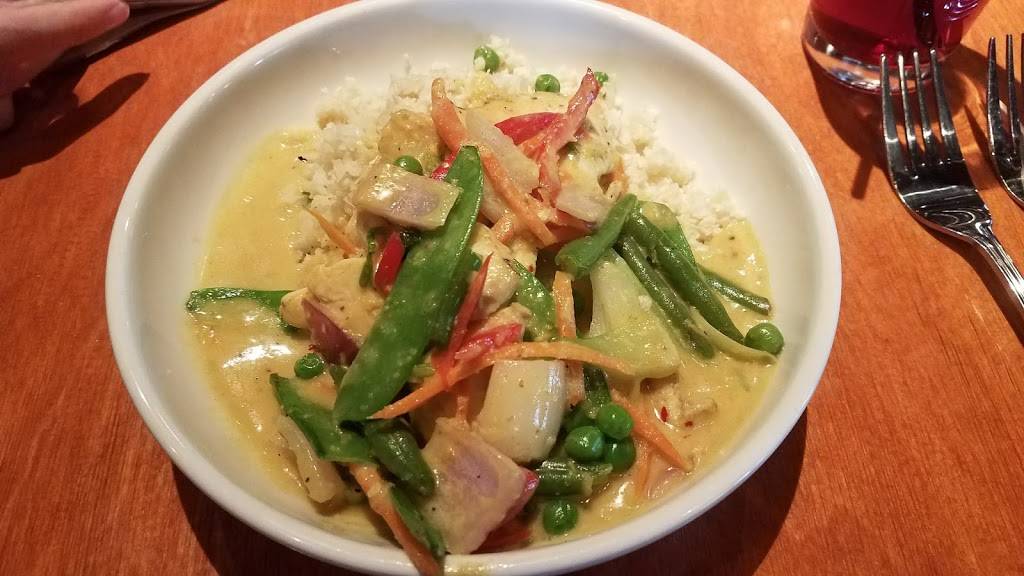 Big Bowl Lincolnshire | restaurant | 215 Parkway Dr, Lincolnshire, IL 60069, USA | 8478088880 OR +1 847-808-8880