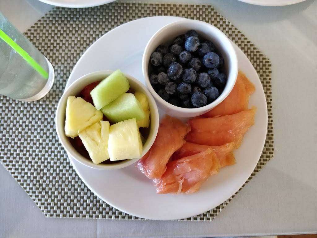 Gus Grille | restaurant | 103800 Overseas Highway, MM 103.8, Key Largo, FL 33037, USA | 3054530000 OR +1 305-453-0000