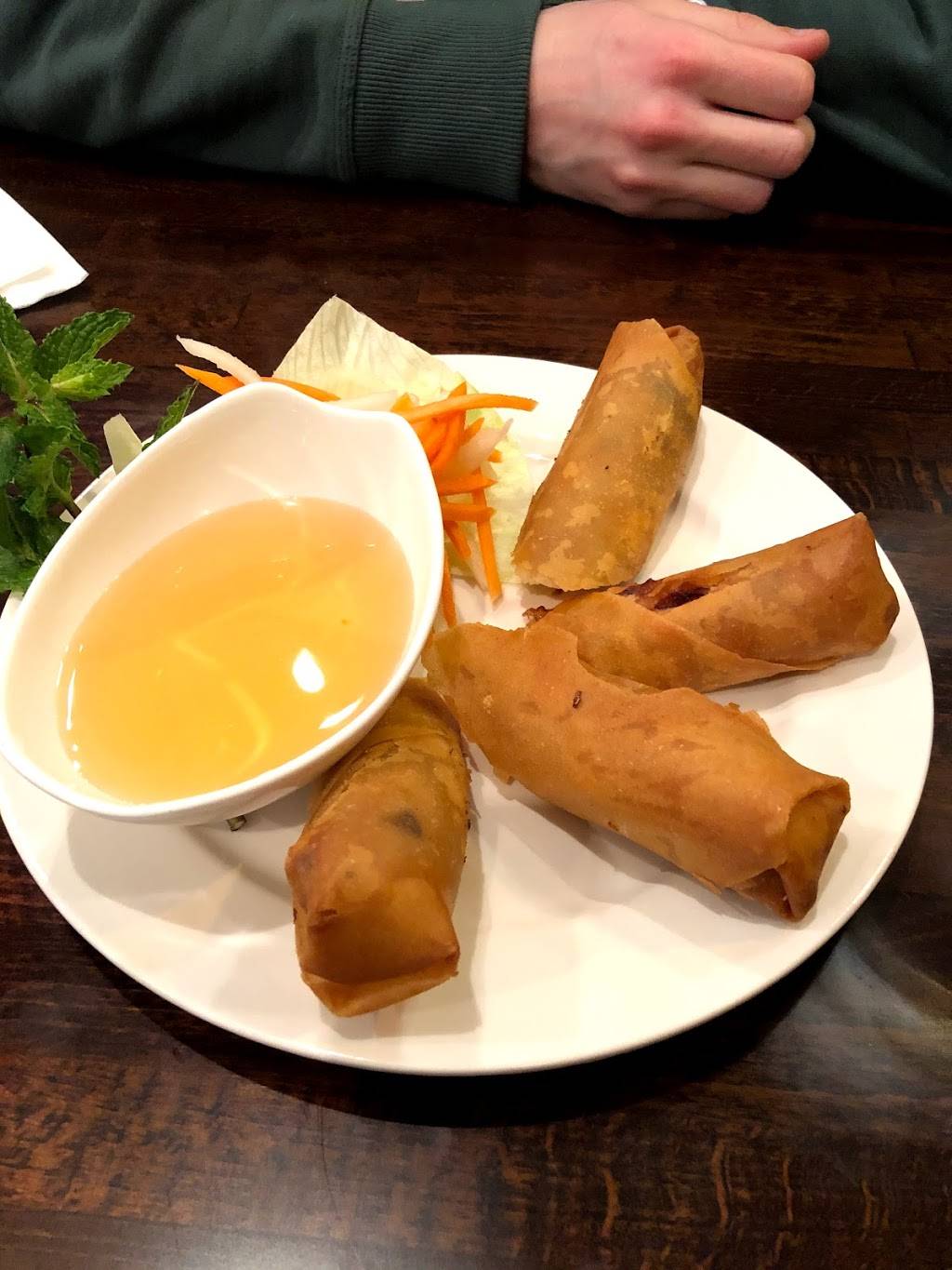 Hello Vietnam | restaurant | 722 N 2nd St, Philadelphia, PA 19123, USA | 2159222800 OR +1 215-922-2800