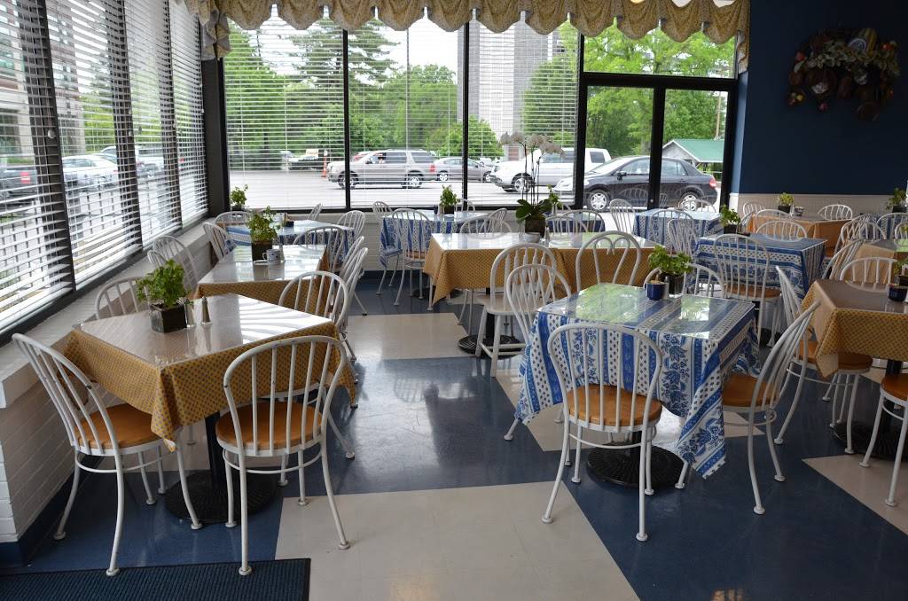 The Picnic Cafe & Party Catering | cafe | 4320 Harding Pike, Nashville, TN 37205, USA | 6152975398 OR +1 615-297-5398