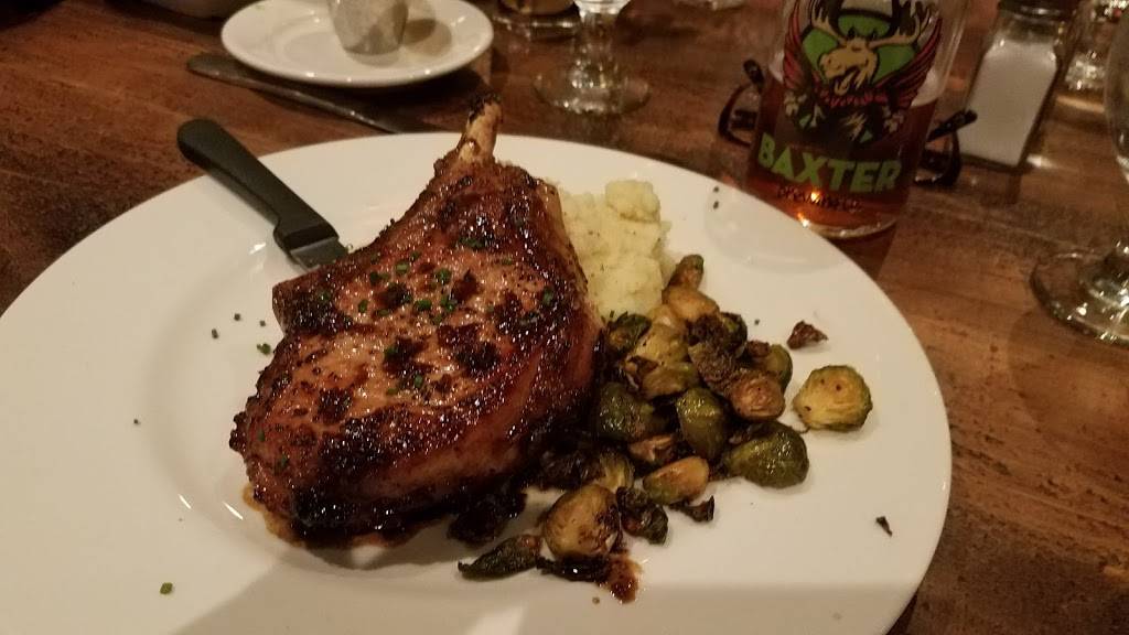 Coast Bar + Bistro | restaurant | 10 Water St, Brunswick, ME 04011, USA | 2073731824 OR +1 207-373-1824