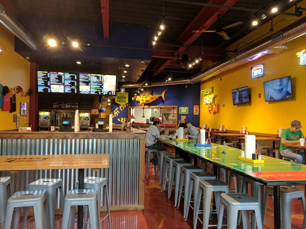 Fuzzys Taco Shop | restaurant | 2420 Lincoln Way Suite 103, Ames, IA 50014, USA | 5152928226 OR +1 515-292-8226