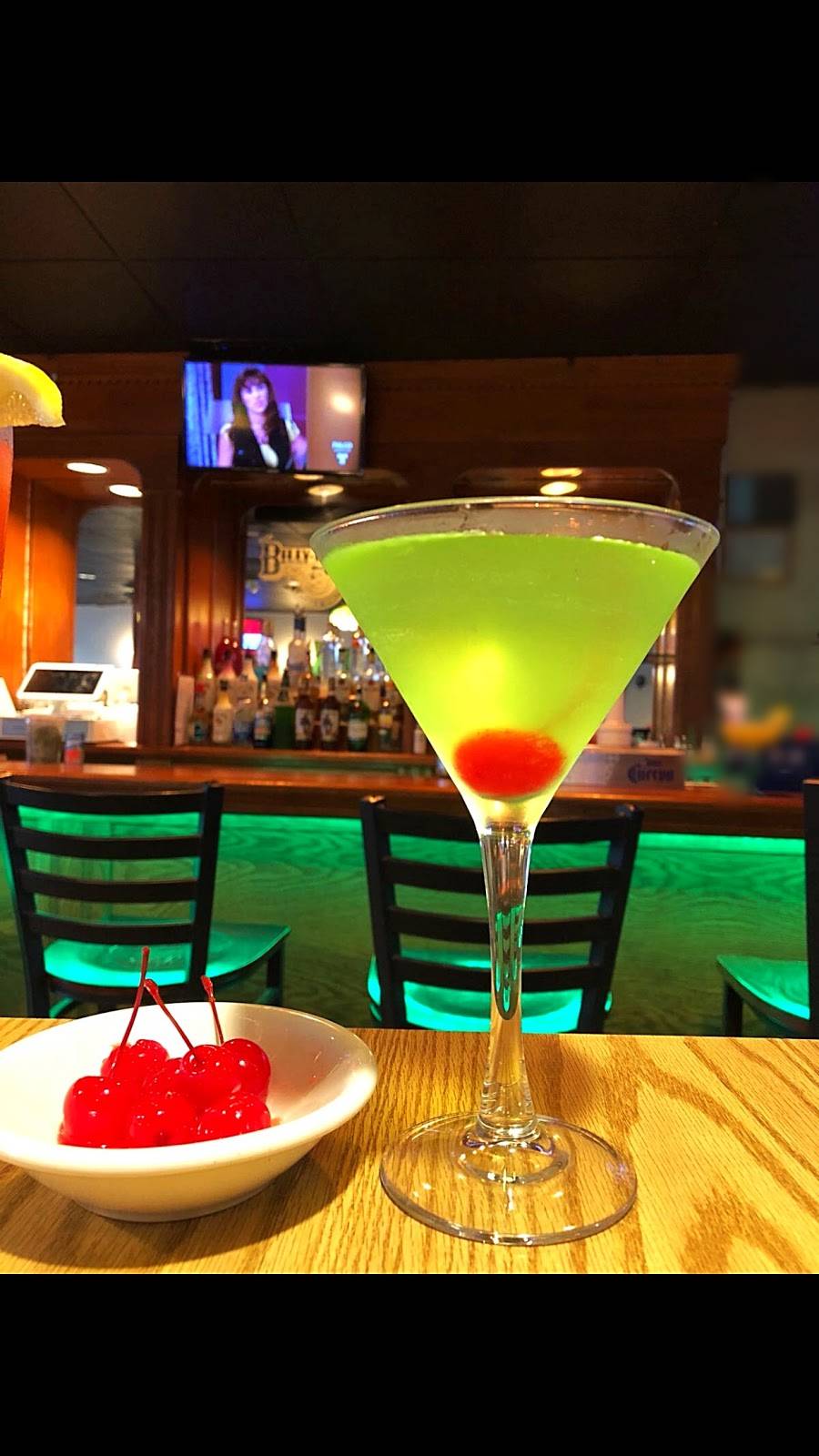 Billy Beans Ecuadorian Restaurant | restaurant | 80 White St, Danbury, CT 06810, USA | 2037442326 OR +1 203-744-2326