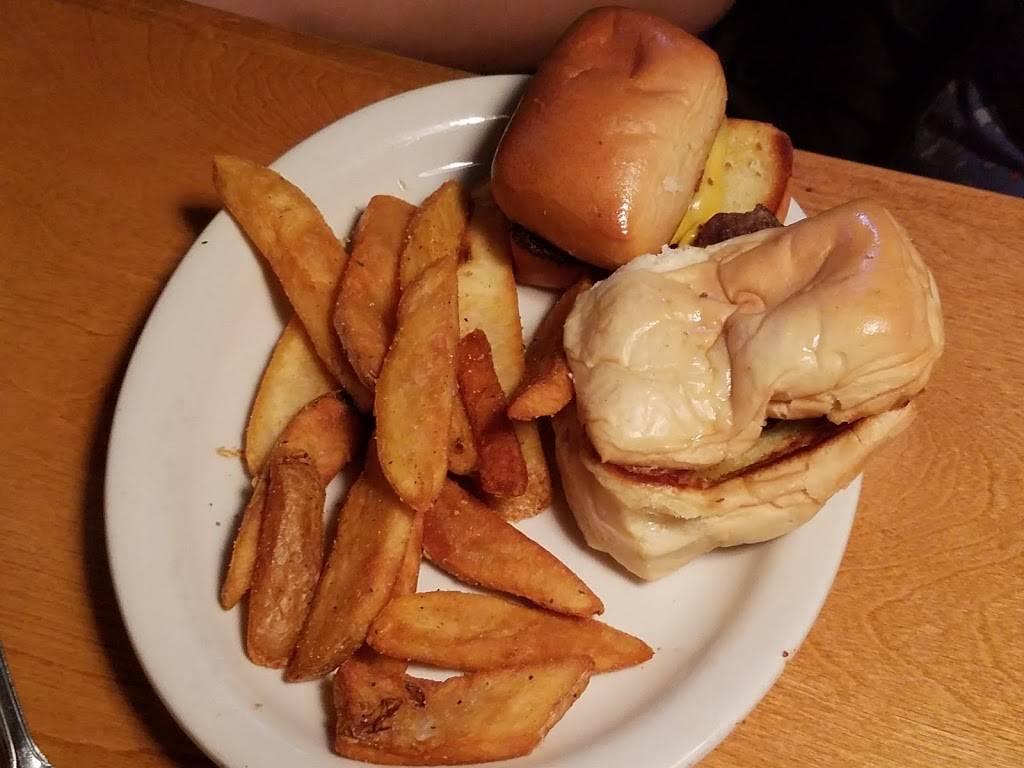 Texas Roadhouse | restaurant | 7475 Peach St, Erie, PA 16509, USA | 8148649494 OR +1 814-864-9494