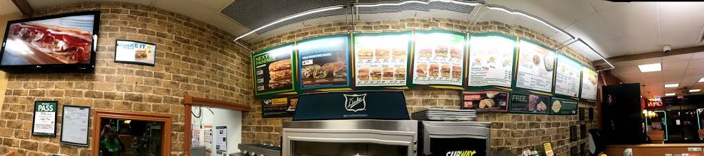 Subway | restaurant | 1961 Finch Ave W, North York, ON M3N 2V3, Canada | 4167420936 OR +1 416-742-0936