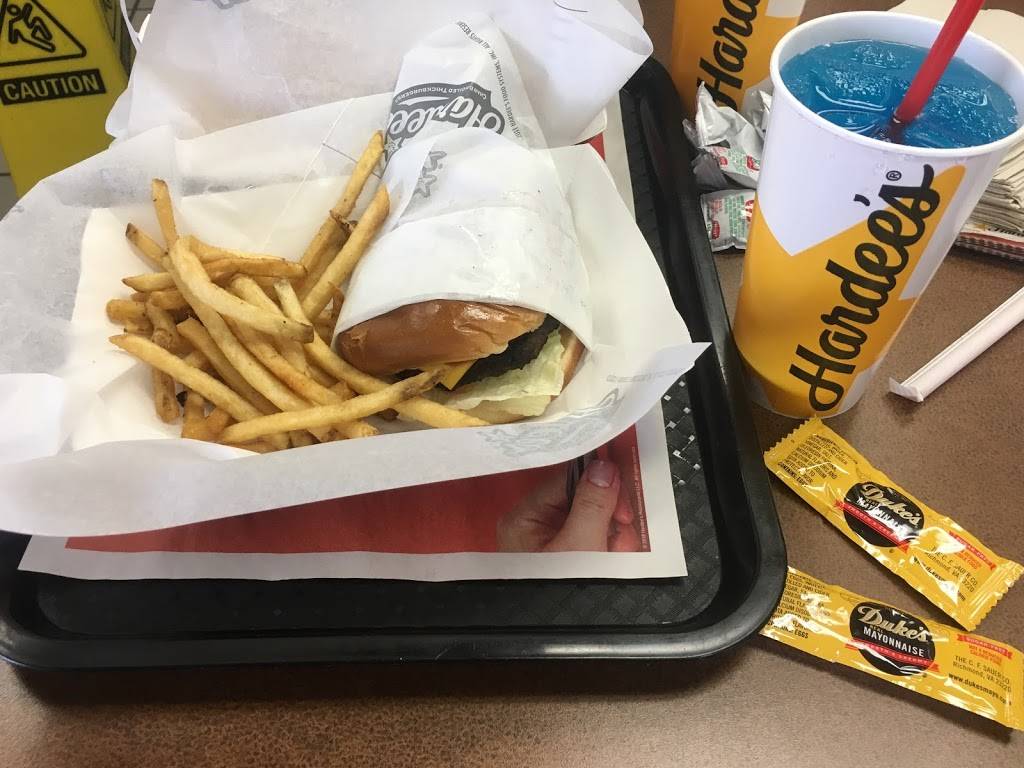 Hardees | restaurant | 611 Jackson Park Rd, Kannapolis, NC 28083, USA | 7049339712 OR +1 704-933-9712